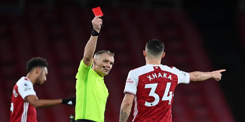 Kiểm tra thông số nhận yellow card hoặc red card giữa các đội chơi